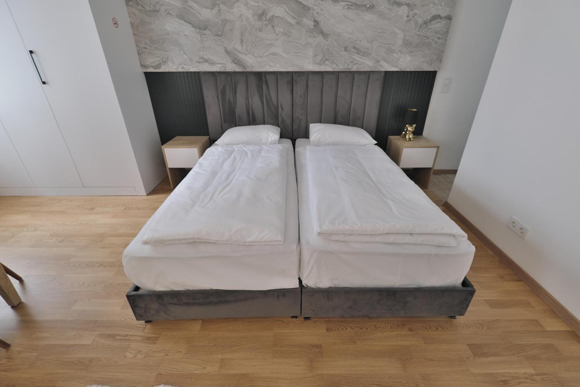 Vienna Lotus Apartments 객실 사진