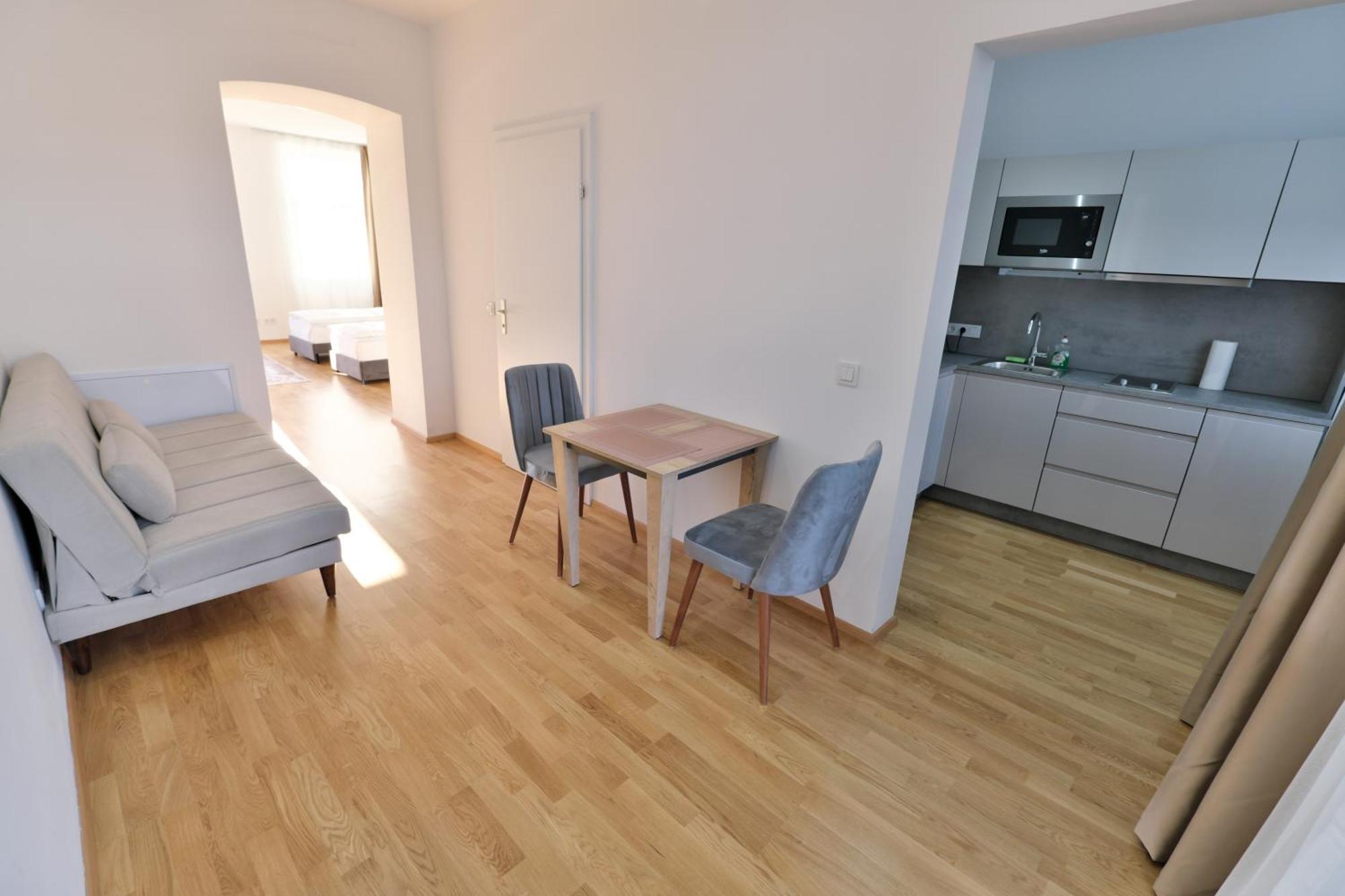 Vienna Lotus Apartments 객실 사진