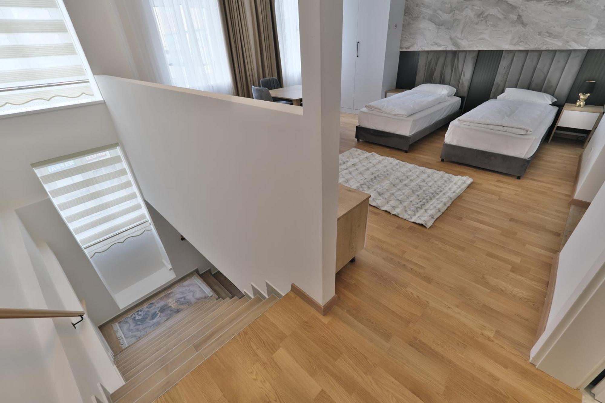 Vienna Lotus Apartments 객실 사진