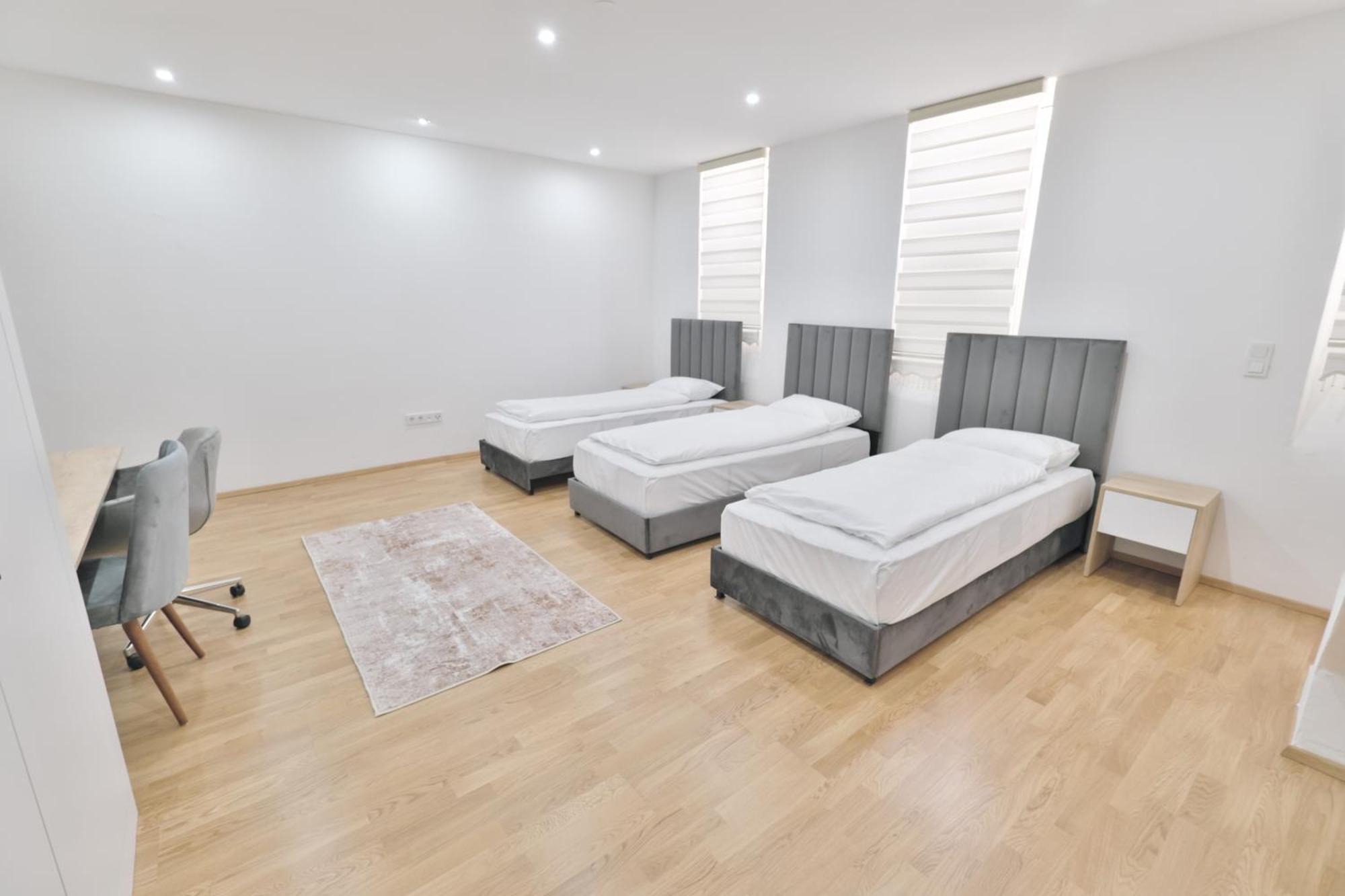 Vienna Lotus Apartments 객실 사진